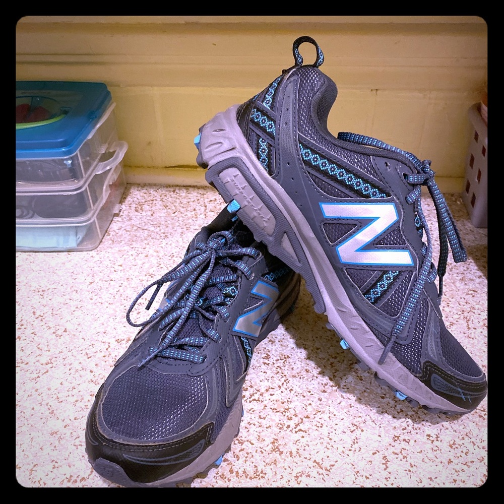 New Balance Women’s NWOT All Terrain Sneaker